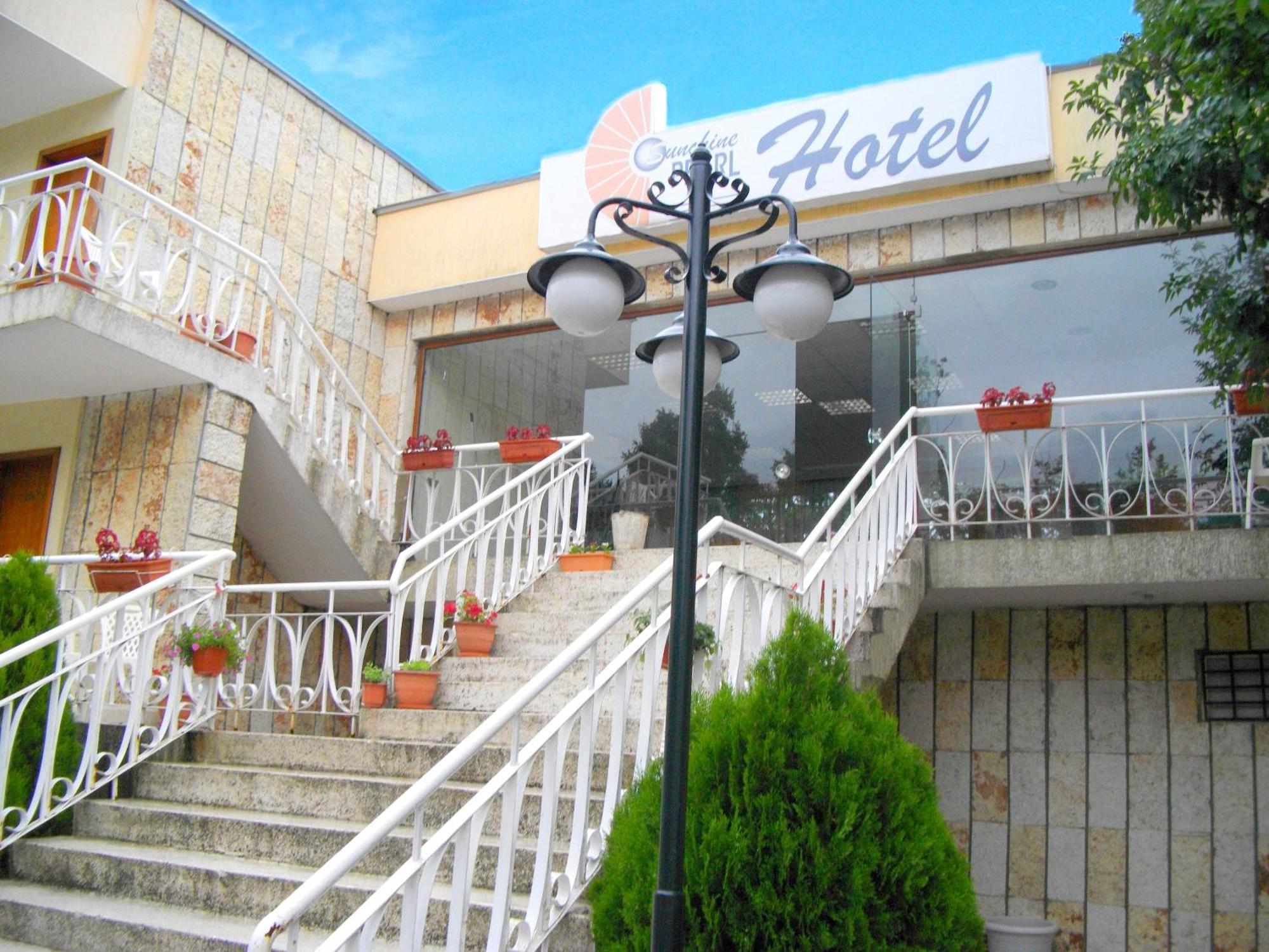 Sunshine Pearl Family Hotel Kavarna Bagian luar foto